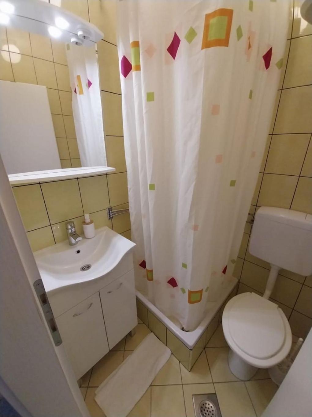 Apartments Josip Baska Voda Exterior photo